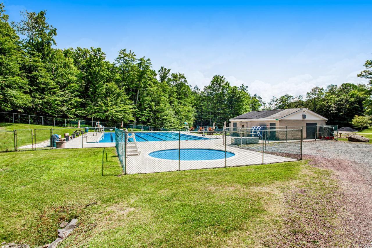 Friendship Lodge Pocono Lake Exteriör bild