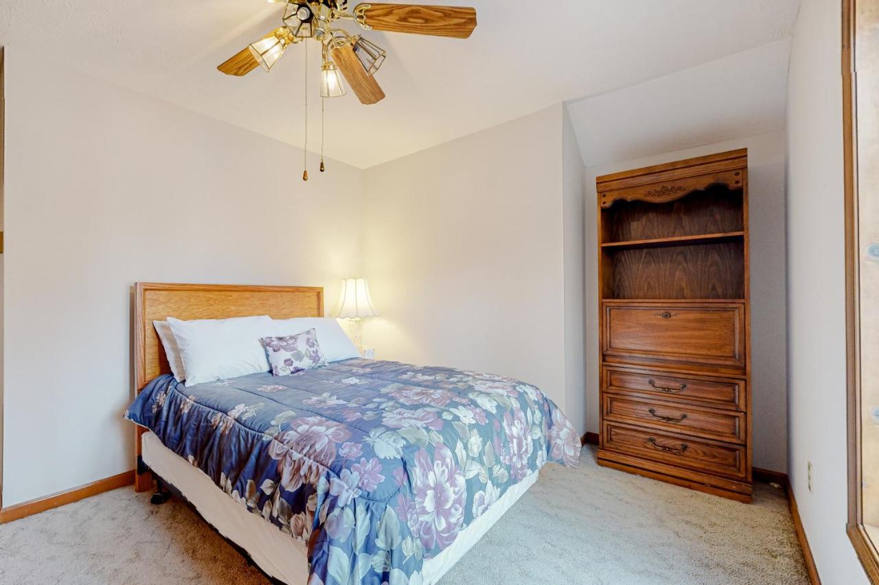 Friendship Lodge Pocono Lake Exteriör bild