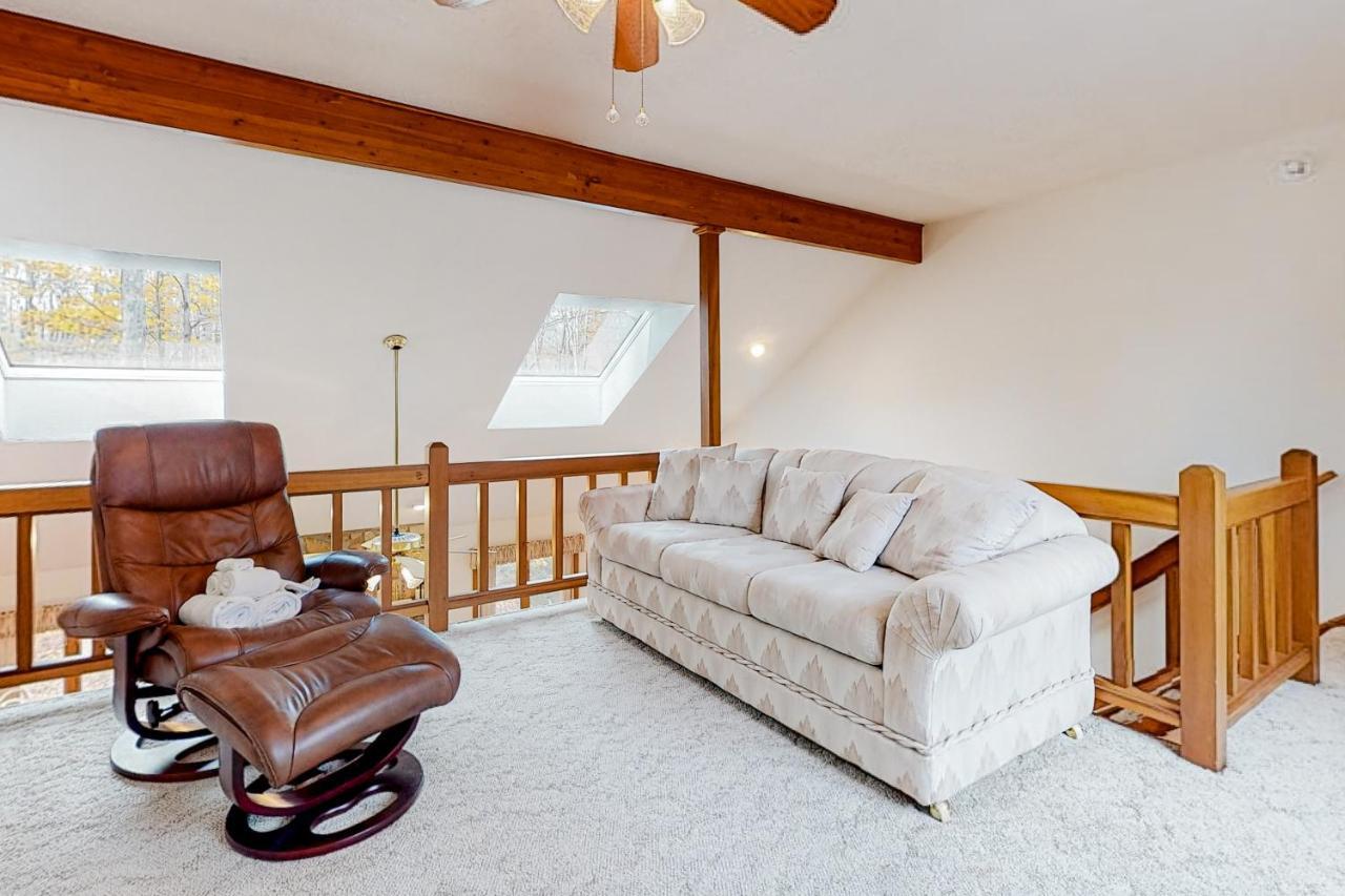 Friendship Lodge Pocono Lake Exteriör bild